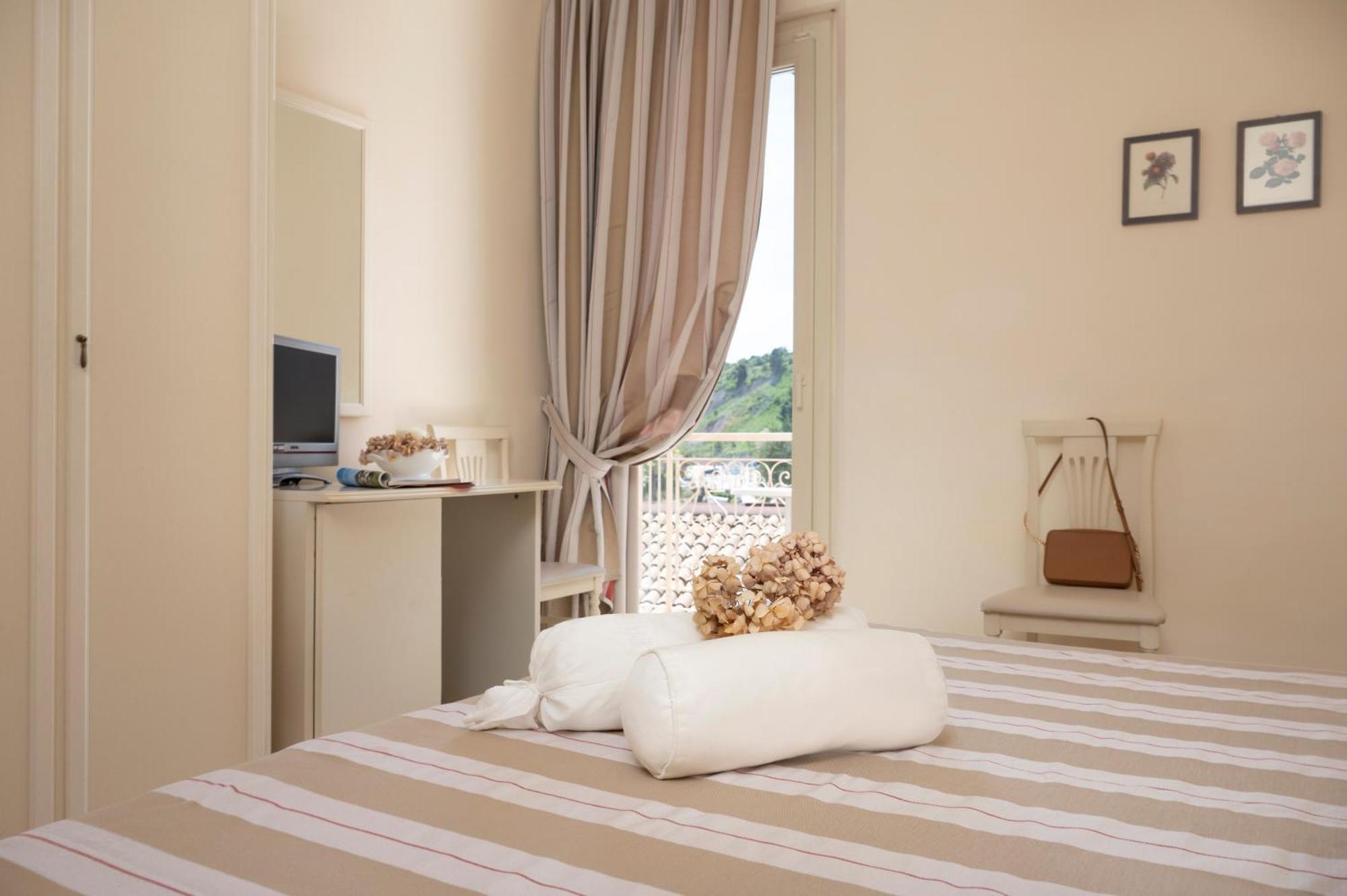 Hotel Villa Sirena نومانا المظهر الخارجي الصورة