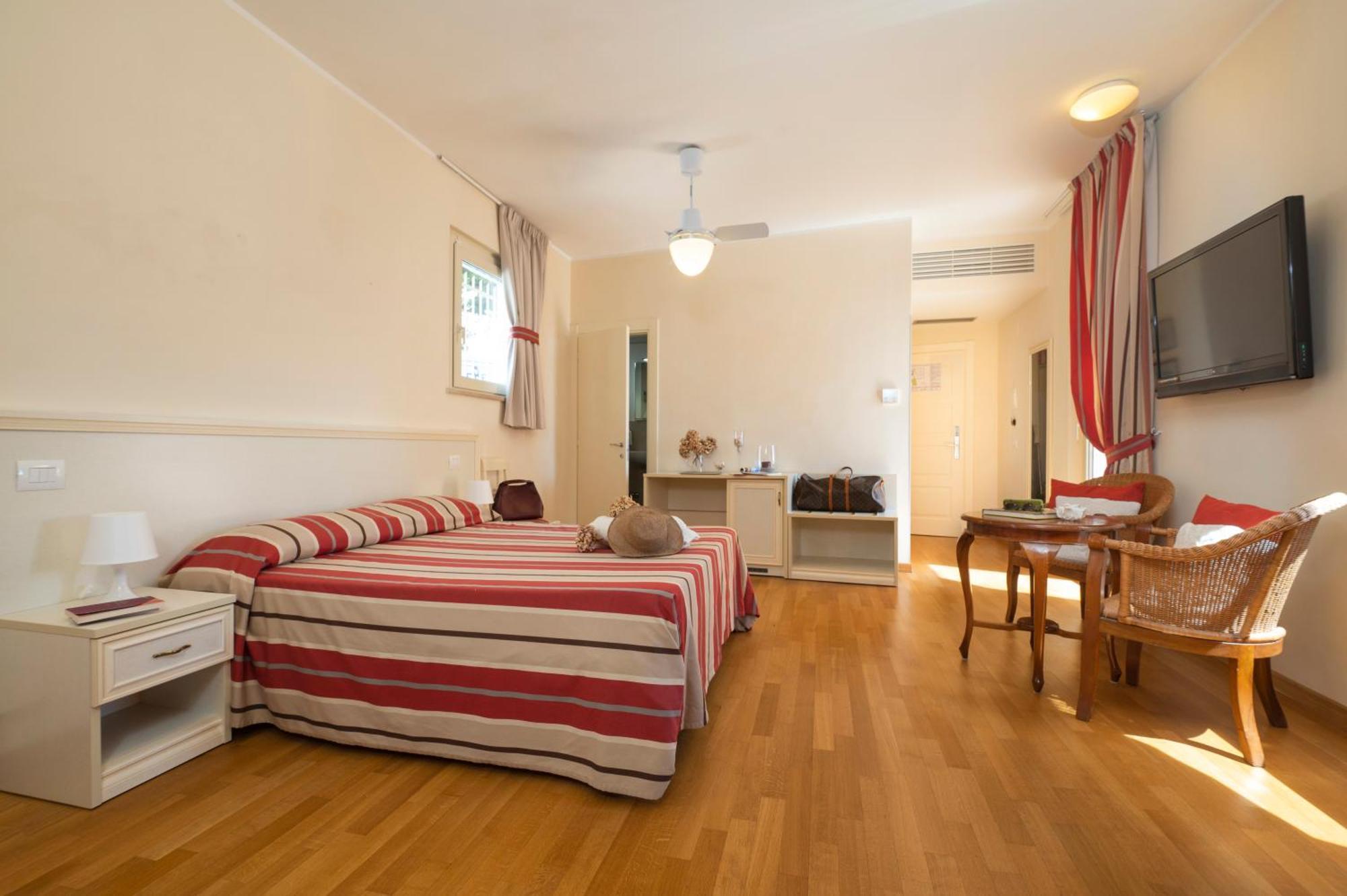 Hotel Villa Sirena نومانا المظهر الخارجي الصورة